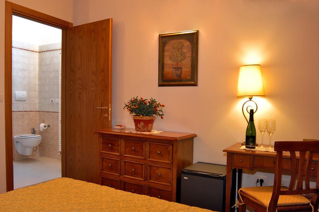 Agriturismo Gaggioli Borgo Delle Vigne Дзола-Предоза Номер фото